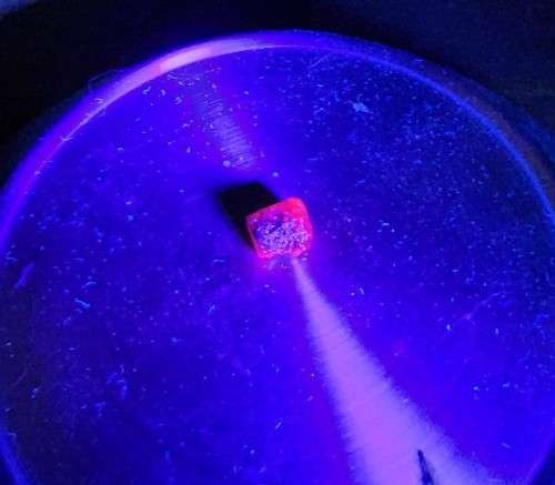 NATURAL ROUGH 12,37CT MADAGASKAR RED RUBY GEMSTONE - SCRATCH GLASS EASY! - UV LIGHT FLUORESCES RED!