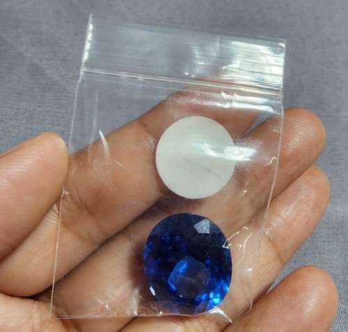 GORGEOUS LARGE 23,15CT LONDON BLUE TOPAZ GEMSTONE WITH BEAUTIFUL OVAL CUT  NATURAL GEMSTONE HEATED