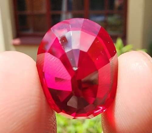 AWESOME LARGE 24,25CT REAL RED RUBY GEMSTONE  SCRATCH GLASS!  UV RED!  HIGH THERMAL CONDUCTIVITY!