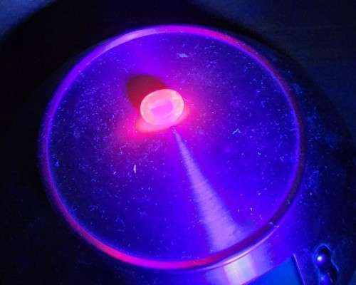 AWESOME LARGE 24,25CT REAL RED RUBY GEMSTONE  SCRATCH GLASS!  UV RED!  HIGH THERMAL CONDUCTIVITY!