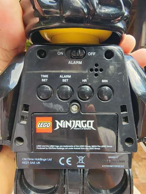 LARGE LEGO NINJAGO COLE BLACK NINJA ALARM CLOCK FIGURE 2014