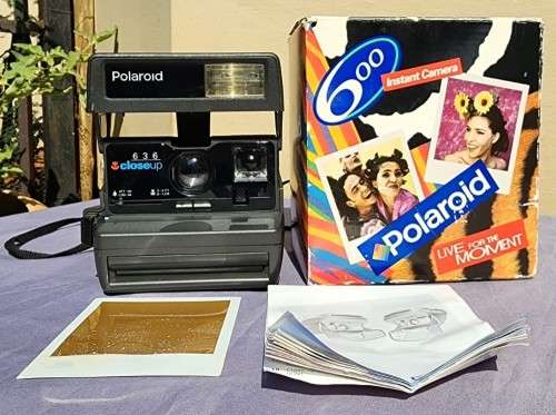 POLAROID 636 CLOSE-UP INSTANT CAMERA BOXED WITH OLD FILM CARTRIDGE AND TWO EXPOSED FILM SLIDES