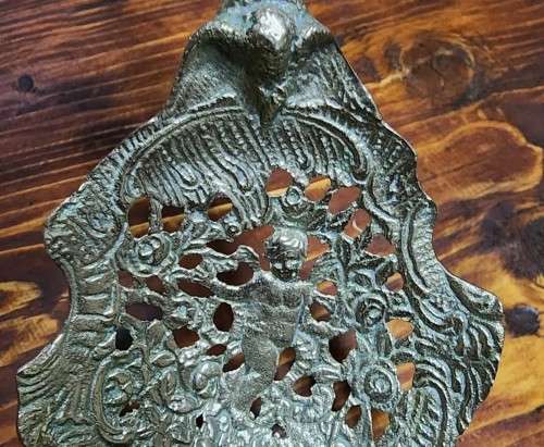 ANTIQUE (1871-1891) MONTAGNANI ITALY CHERUB DESIGN SERVING FORK AND SPOON PLUS SMALL STEEL CAKE LIFT