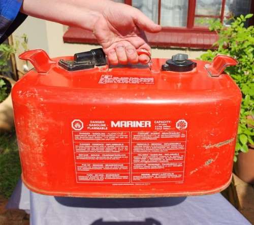 METAL MARINER 24 LITER OUTBOARD FUEL TANK WITH SOME FUEL STILL INSIDE