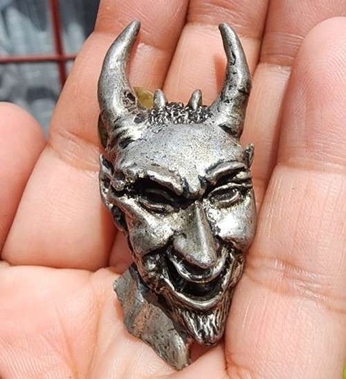 RARE ROLLING STONES 1994 VOODOO LOUNGE TOUR DEVIL BROCKUM PEWTER LAPEL PIN