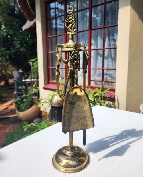 NAUTICAL THEME BRASS FIREPLACE TOOL SET WITH SAILING SHIP DESIGN 56CM HIGH