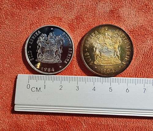 ONLY 11000 MINTED WITH A DOUBLE R1 SILVER (0.80 SILVER) COIN! A RARE SA 1984 SHORT PROOF COIN SET IN