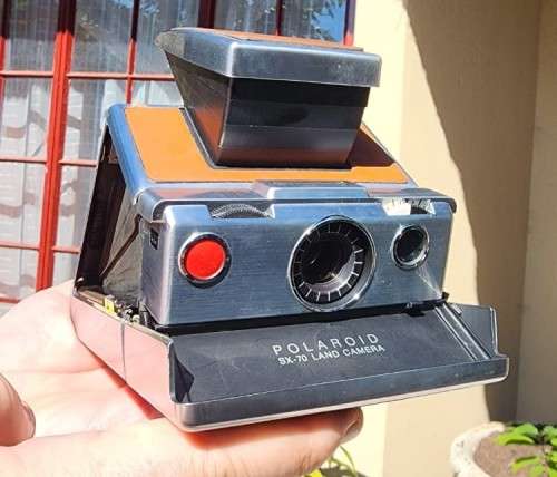 COOL RETRO SLIM FOLDABLE POLAROID SX-70 INSTANT FILM BROWN MODEL 1 CAMERA FROM 1973