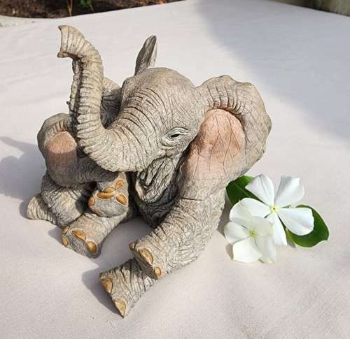 CLAUDE AND TOBY TUSKERS PAW PRINT HAND PAINTED 1994 FIGURINE PP213 WITH DESIGN BY BARRY PRICE