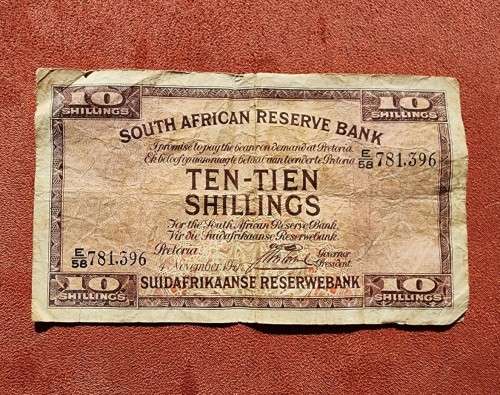 WAR TIME ISSUED OLD SOUTH AFRICAN 10 SHILLING NOTE FROM 1941 VAN RIEBEECK LARGE TYPE