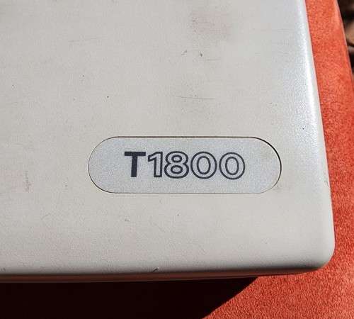AWESOME RETRO TOSHIBA T1800 LAPTOP FROM 1991  FOR REPAIR