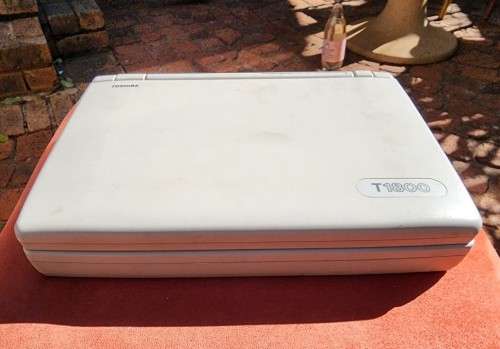AWESOME RETRO TOSHIBA T1800 LAPTOP FROM 1991  FOR REPAIR