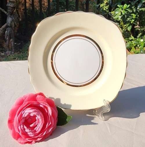 COLCOUGH CHINA TRIO IN HARLEQUIN BALLET LEMON YELLOW PATTERN (3RD OF 6) - WW2 ERA 1939 MARK