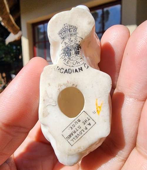 A HUNDRED YEAR OLD (CIRCA 1904-1924) PORCELAIN MINI CRESTED RABBIT BY ARKINSTALL & SONS ENGLAND