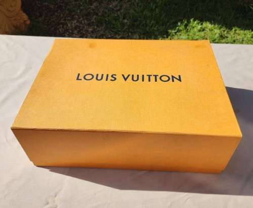 ORIGINAL LOUIS VUITTON SHOE BOX / GIFT BOX EMPTY