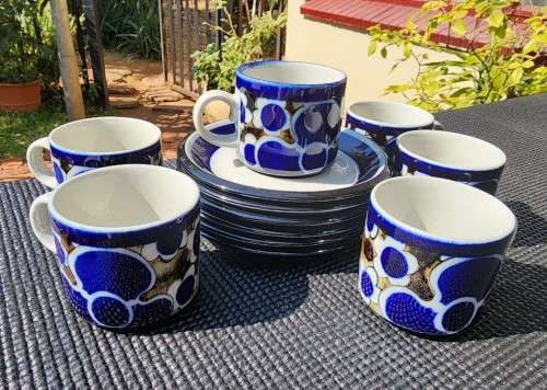 ARABIA (FINLAND) SAARA TEASET 1970S DESIGNED BY ANJA JAATINEN-WINQUIST