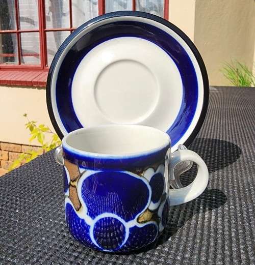 ARABIA (FINLAND) SAARA TEASET 1970S DESIGNED BY ANJA JAATINEN-WINQUIST