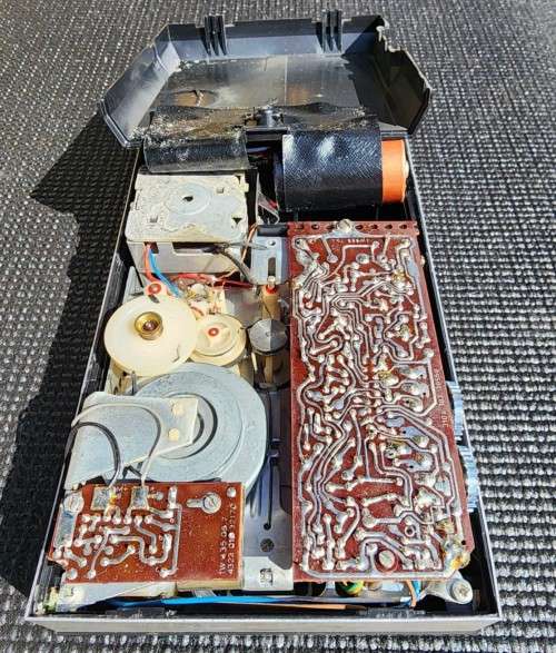 PHILIPS EL-3302 MONO COMPACT CASSETTE RECORDER FROM 1967 - ONE OF THE FIRST