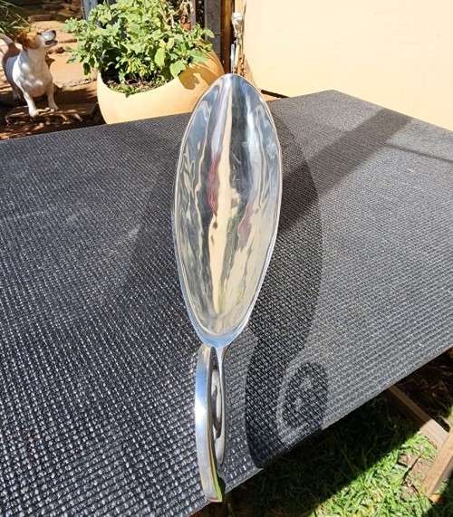 STRIKING ALUMINIUM FRUIT BOWL WITH CAROL BOYES STYLE SPIRAL ENDS