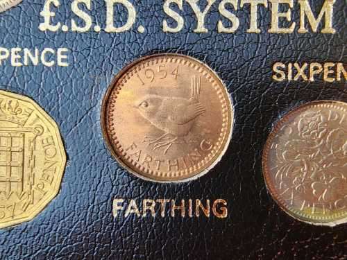 VINTAGE 1967 GREAT BRITAIN FAREWELL TO THE POUND SHILLING AND PENNY SYSTEM