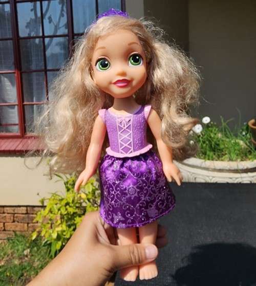 JACKS PACIFIC DISNEY PRINCESS RAPUNZEL DOLL 30CM HIGH