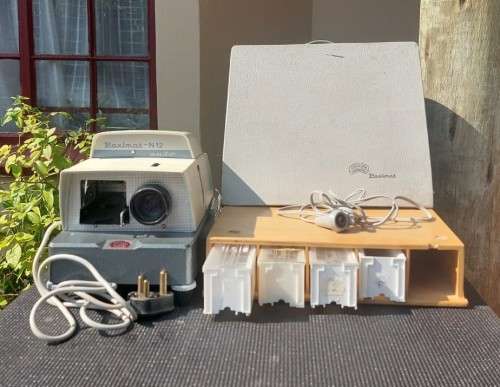 VINTAGE 1950S GERMAN BRAUN PAXIMAT N-12 SLIDE PROJECTOR WORKING