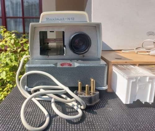 VINTAGE 1950S GERMAN BRAUN PAXIMAT N-12 SLIDE PROJECTOR WORKING