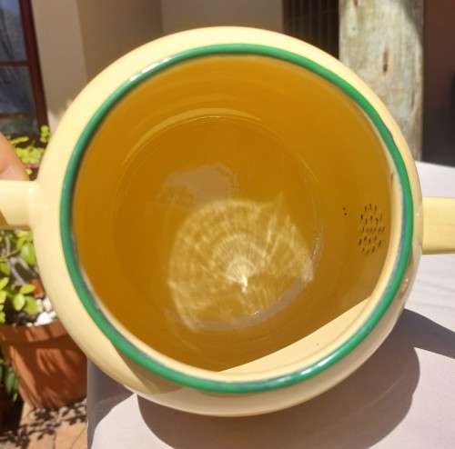 LARGE CREAM WITH GREEN TRIMS 2,25L ENAMEL KANGO BRAND TEAPOT