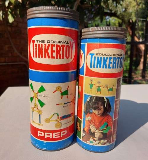 VINTAGE 1960S TINKERTOY  NO 106 AND NO 116 BUILDING SETS