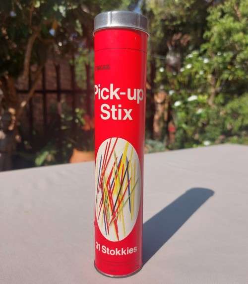 PICK-UP STIX VINTAGE 1960S STRATEGY GAME