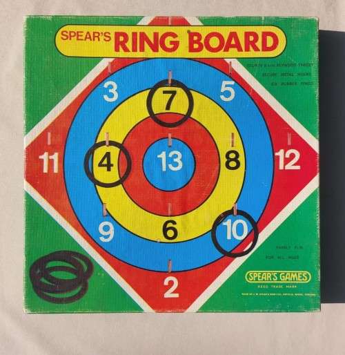 CLASSIC GAME A VINTAGE RING BOARD SPEARS GAME