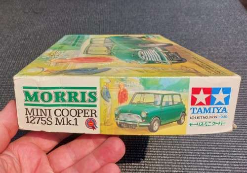 VINTAGE 1984 TAMIYA JAPAN 1:24 MORRIS MINI COOPER 1275S Mk1 PLASTIC MODEL KIT