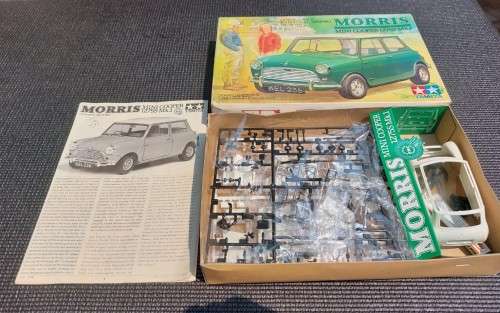 VINTAGE 1984 TAMIYA JAPAN 1:24 MORRIS MINI COOPER 1275S Mk1 PLASTIC MODEL KIT