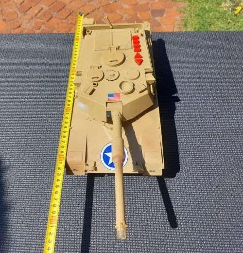 AWESOME 50CM LONG 1993 TOY STATE INDUSTRIAL US ARMY TANK LIGHTS SOUND MOVES SHAKES