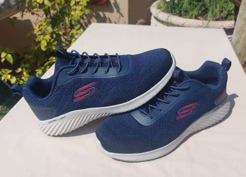 SKECHERS ULTRA LIGHT NAVY BLUE PULL-ON WALKING SNEAKERS MEN SIZE 11 WITH ELASTIC LACES