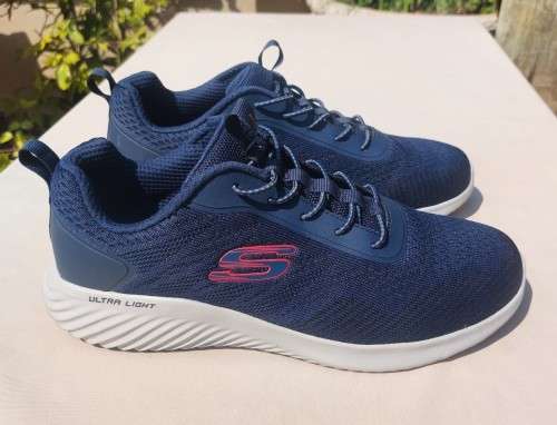 SKECHERS ULTRA LIGHT NAVY BLUE PULL-ON WALKING SNEAKERS MEN SIZE 11 WITH ELASTIC LACES