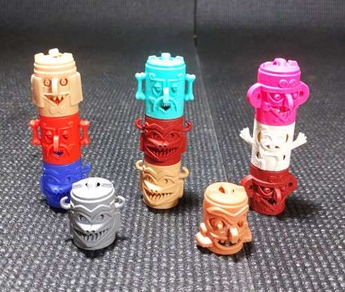 RARE 1970S INDIAN TOTEM POLE FIGURES (11) BY R&L SUGAR SMACKS CEREAL PLASTIC TOYS
