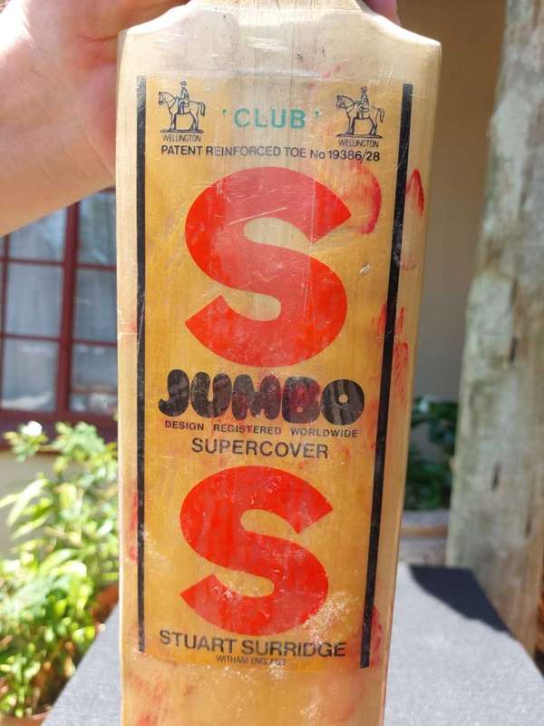 VINTAGE 1980S CRICKET SET WITH 2 FAMOUS CRICKET BATS: AN STUART SURRIDGE SS JUMBO AND A GRAY NICHOLS