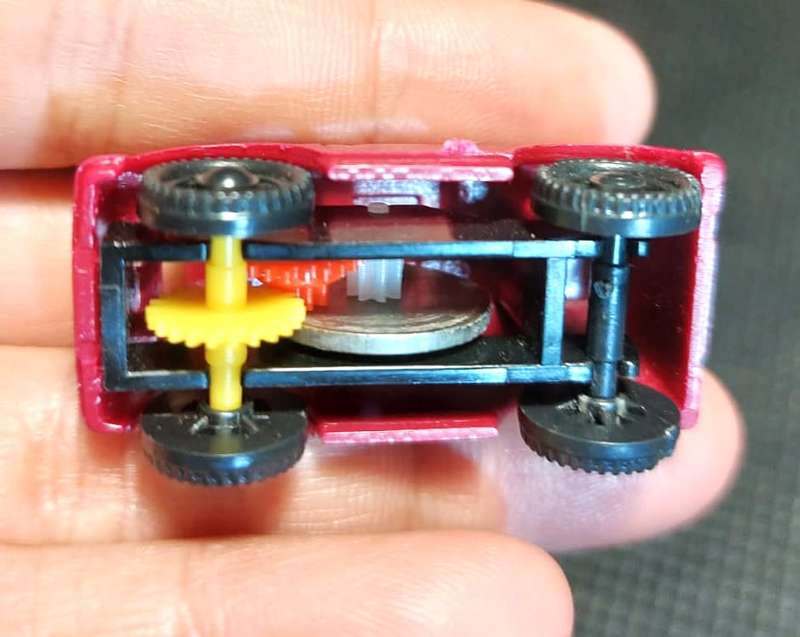 RARE KINDER SURPRISE EGG TOYS FROM THE 1980S