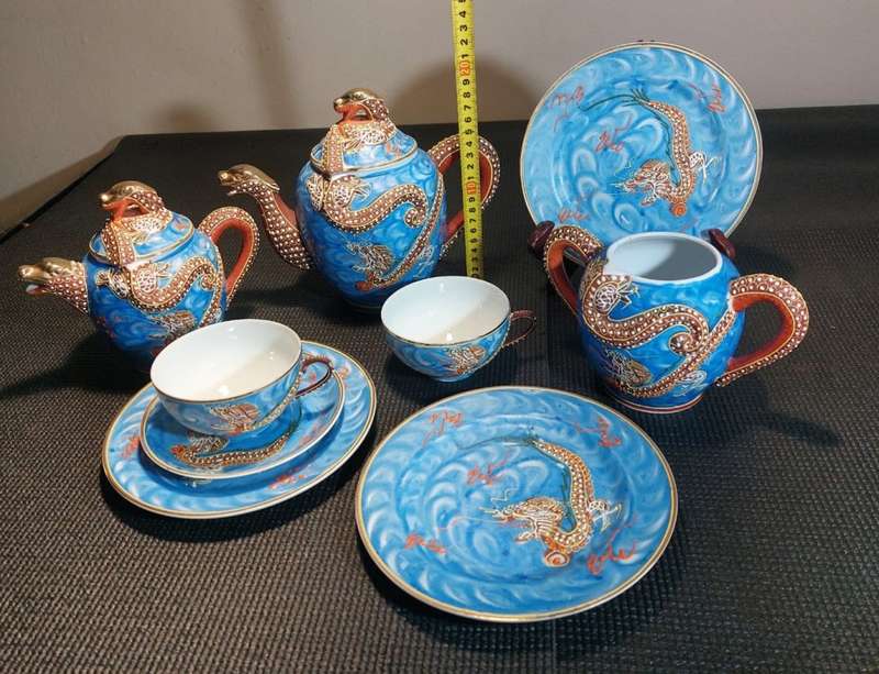RARE POST WW2 ERA 11 PIECE JAPANESE DRAGONWARE MORIAGE HAND PAINTED PORCELAIN TEASET