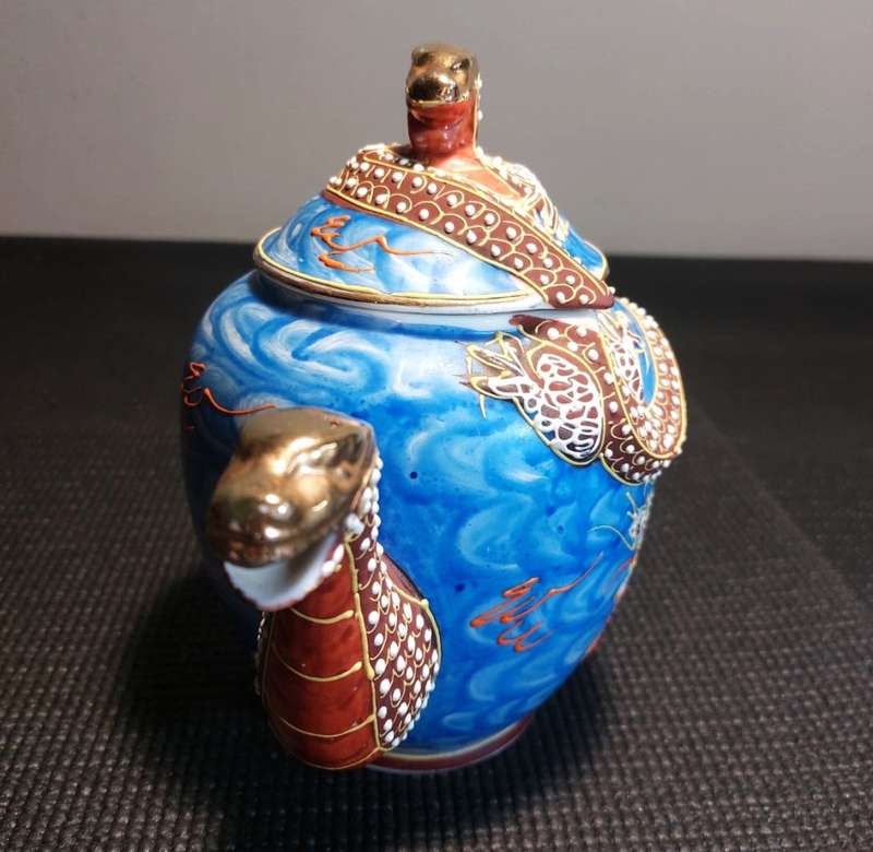 RARE POST WW2 ERA 11 PIECE JAPANESE DRAGONWARE MORIAGE HAND PAINTED PORCELAIN TEASET