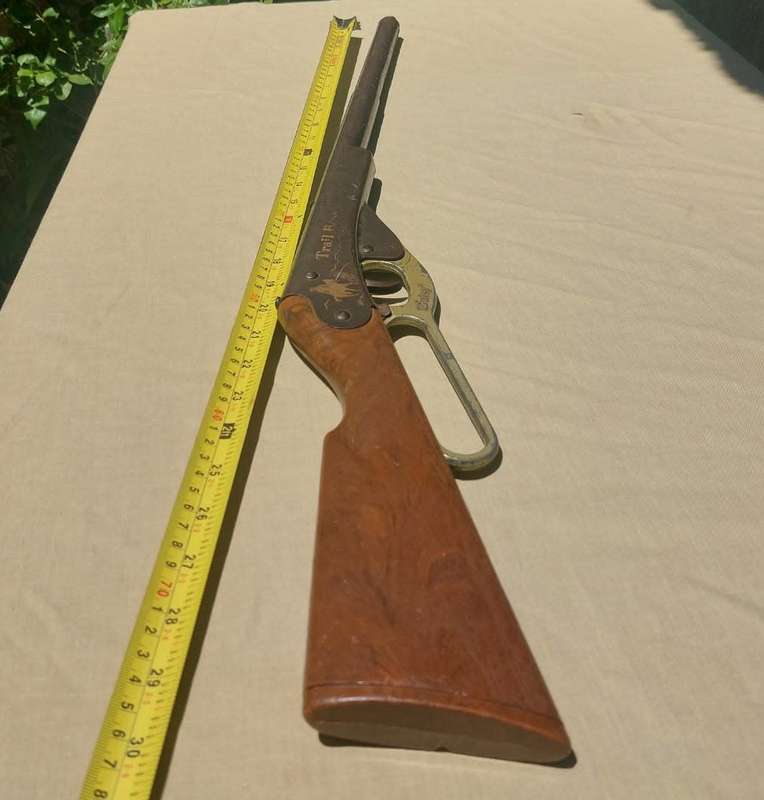 AWESOME DAISY TRAIL BOSS 1970S MODEL 960 NOISEMAKER COWBOY LEVER ACTION POP TOY GUN