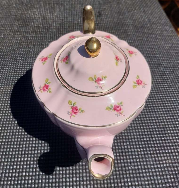 RARE 1930S SADLER ENGLAND DAINTY ROSES PINK TEAPOT