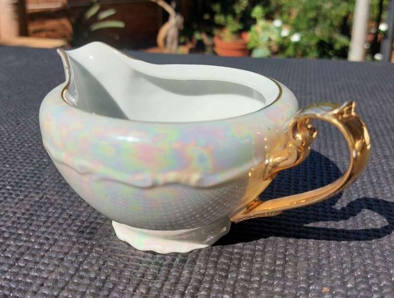 RARE 1950S GEBRUDER BENEDICT (GB) CZECH BOHEMIA IRRIDESCENT PEARL LUSTERWARE TEAPOT SUGAR MILK