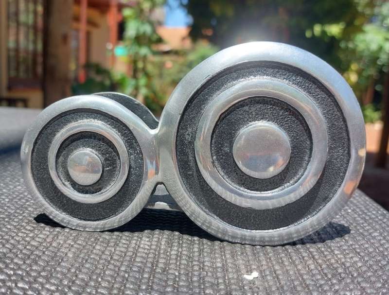 CREATIVE SNAIL SHAPED MA BI DESIGN ALUMINIUM SERVIETTE HOLDER