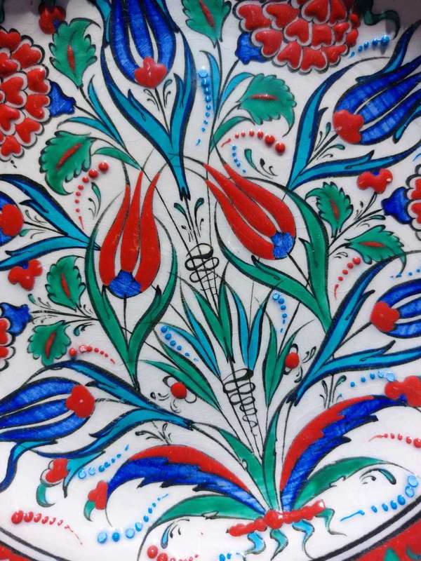 AWESOME TURKISH KOBBEALTI COLLECTION RAISED FLORAL PATTERN ENAMEL HAND PAINTED CERAMIC WALL PLATE