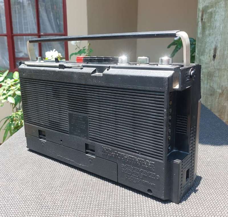 VINTAGE 1980S BLAUPUNKT (CROWN) CSC 830-F BOOMBOX GHETTOBLASTER IN GOOD WORKING CONDITION