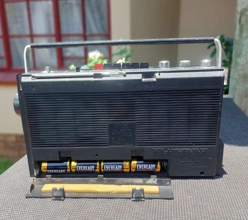 VINTAGE 1980S BLAUPUNKT (CROWN) CSC 830-F BOOMBOX GHETTOBLASTER IN GOOD WORKING CONDITION