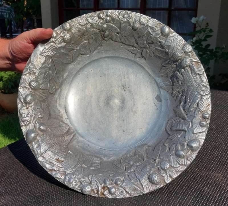 LARGE 36CM DIAMETER PEWTER OR ALUMINIUM BOWL WITH RAISED BERRY AND LEAF DESIGN