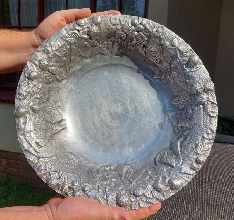 LARGE 36CM DIAMETER PEWTER OR ALUMINIUM BOWL WITH RAISED BERRY AND LEAF DESIGN